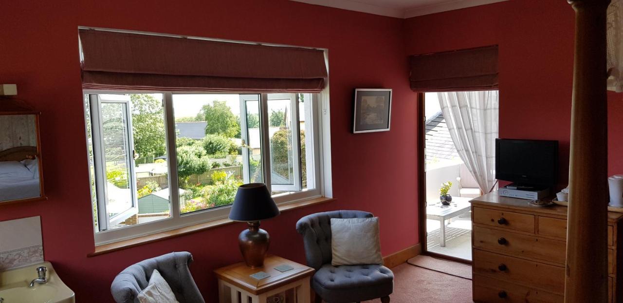 Wychwood House Bed and Breakfast Penally Εξωτερικό φωτογραφία
