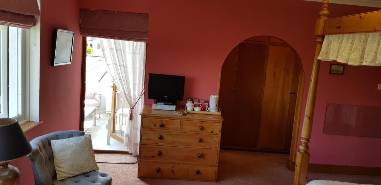 Wychwood House Bed and Breakfast Penally Εξωτερικό φωτογραφία