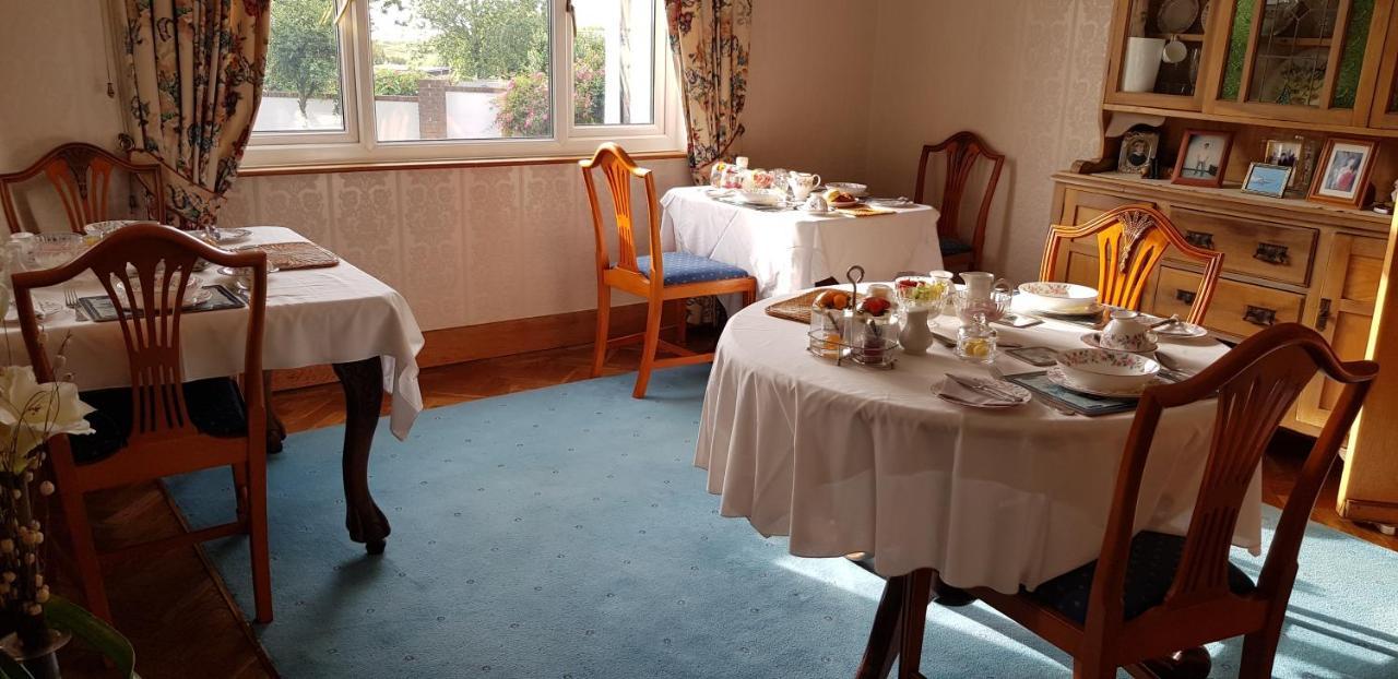 Wychwood House Bed and Breakfast Penally Εξωτερικό φωτογραφία